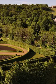 Parque del Palacio Schönbrunn con vistas a la glorieta 