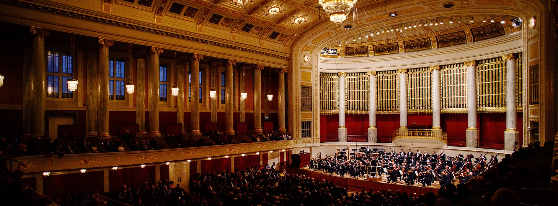 Konzert der Wiener Symphoniker im Wiener Konzerthaus, Publikum, Bühne
