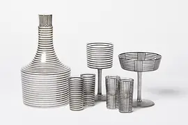 Josef Hoffmann, Juego de bebidas en blanco y negro