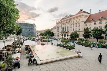 MuseumsQuartier Vienna, main courtyard 