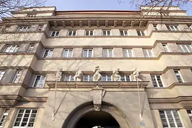サンドライテンホーフ外観