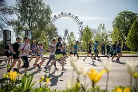 Vienna City Marathon, Läufer vor dem Riesenrad