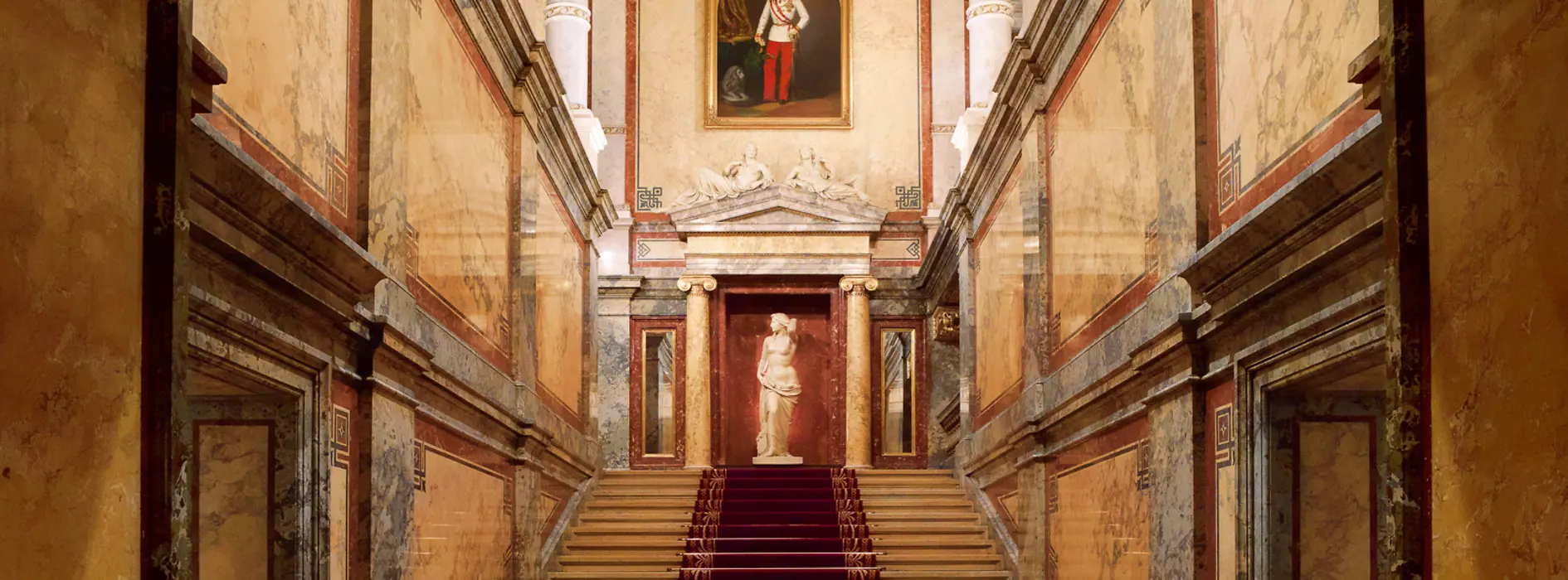 Hotel Imperial, Innenansicht, Treppe
